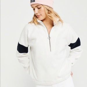 Abercrombie White Sherpa